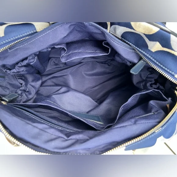 Coach Signature Large Tote Bag - Picture 5 of 12